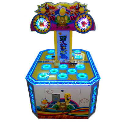 良い値段 双子のプレイヤーはモルを叩く 親子のためのコイン操作ビデオゲーム 子供のための娯楽マシンメーカー オンライン